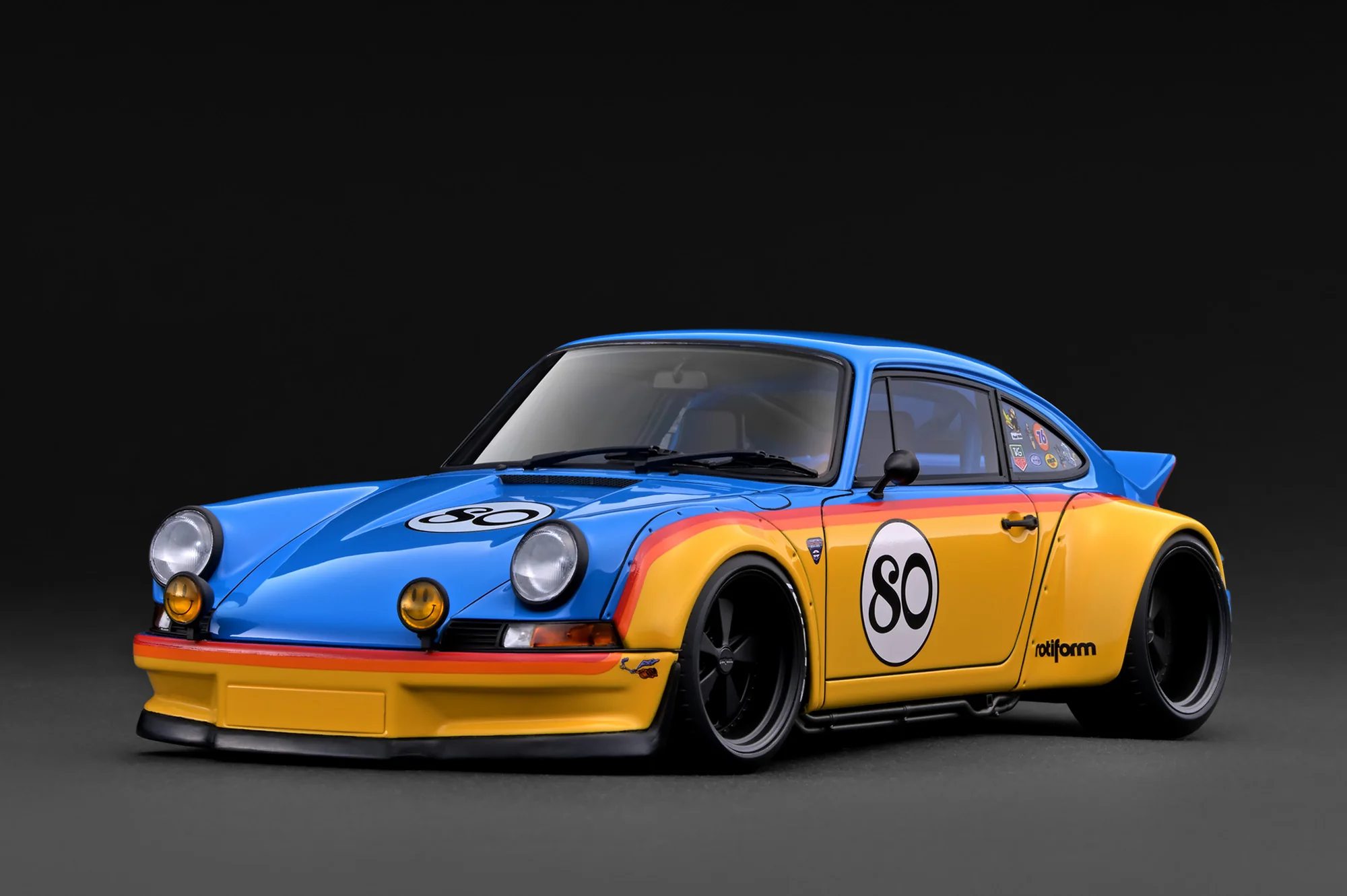 Porsche RWB Backdate yellow/blue 1:18 Ignition Model