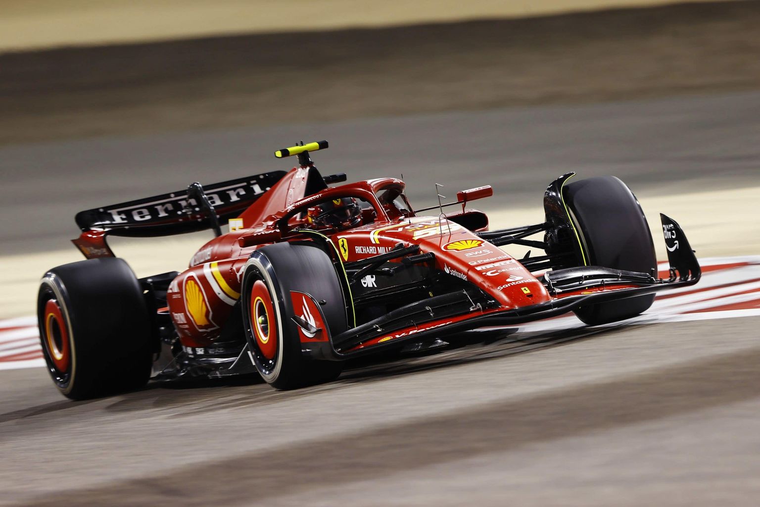 F1 FERRARI SF24 Bahrain GP 2024 Scale Model 1/43 Carlos Sainz LSF1056 EUR 114,95 - PicClick ES
