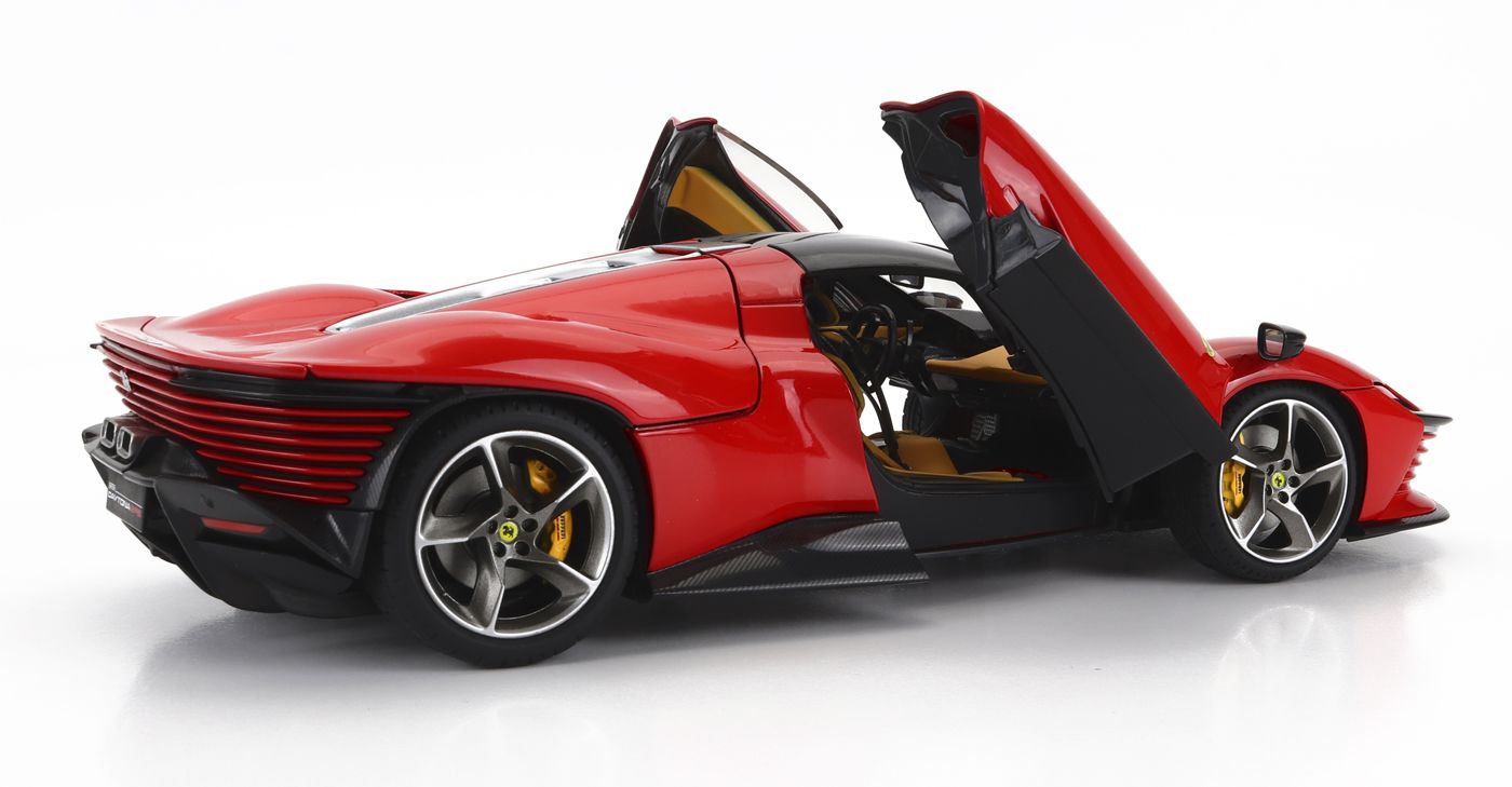 Ferrari New Daytona SP3 Spider Closed 2022 rosso corsa 322 1:18 Bburago