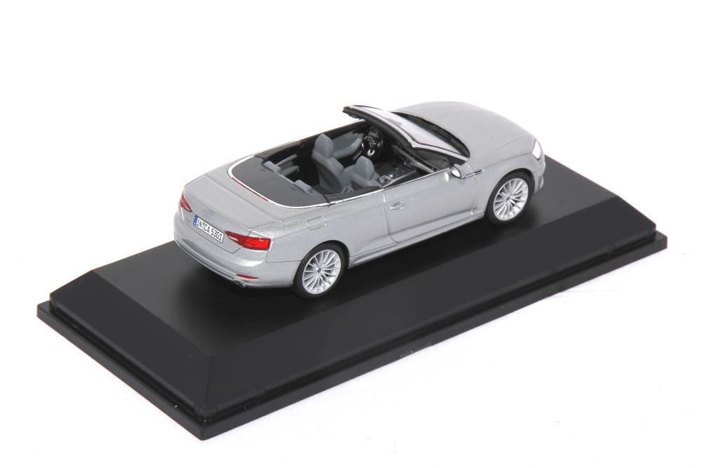 Audi A5 Cabriolet 2017 silver 1:43 Spark