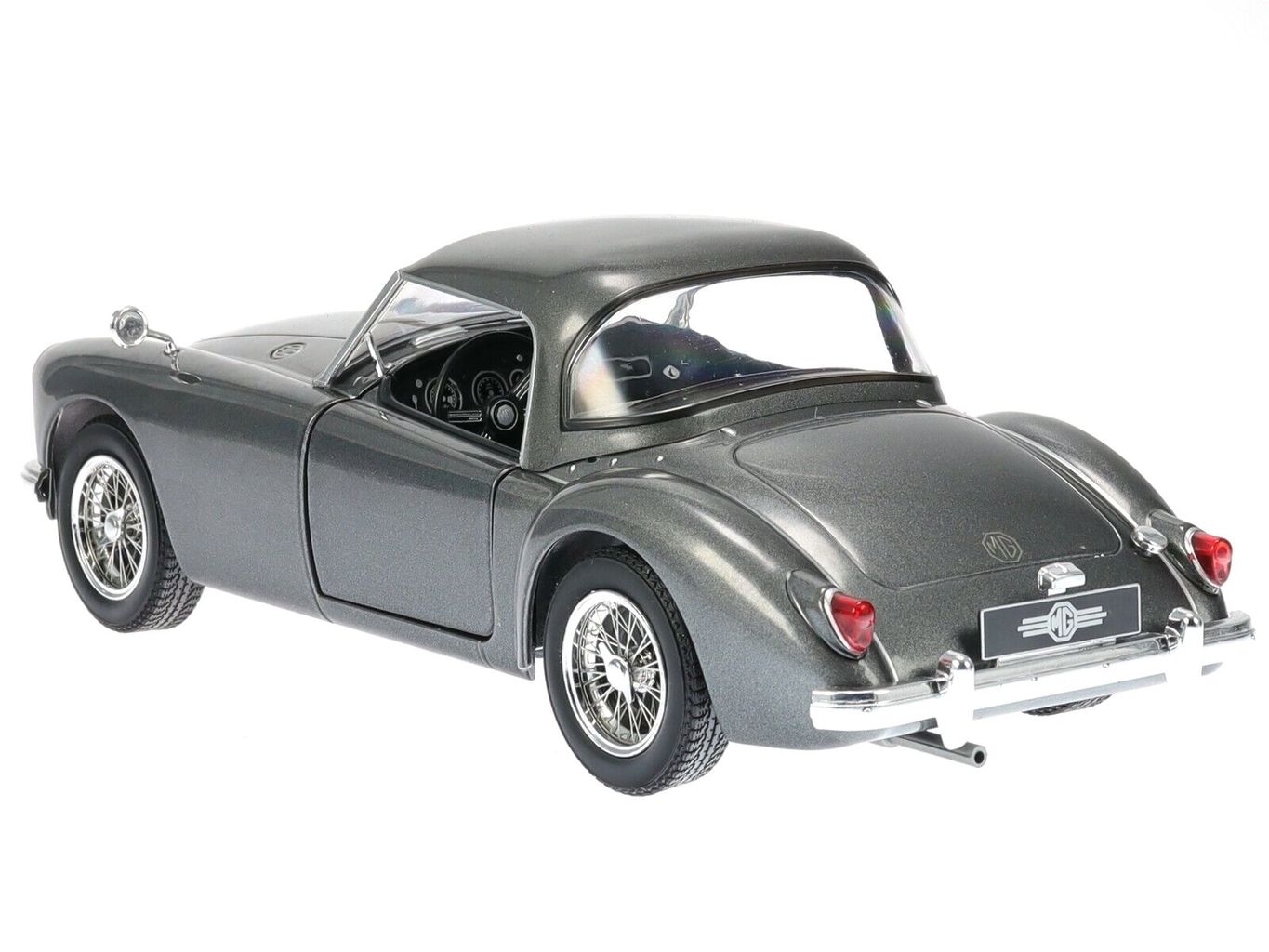 MGA MKI A1500 closed hard top 1957 grey 1:18 Triple9 Collection