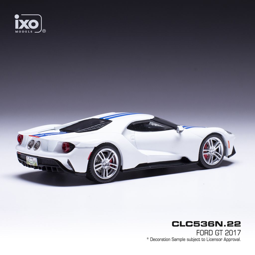 Ford GT 2017 white/blue 1:43 Ixo Models