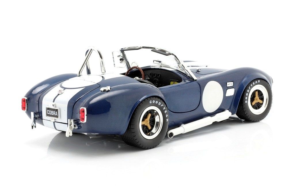 Shelby Cobra 427 S/C 1965 blue 1:18 Shelby Collectibles