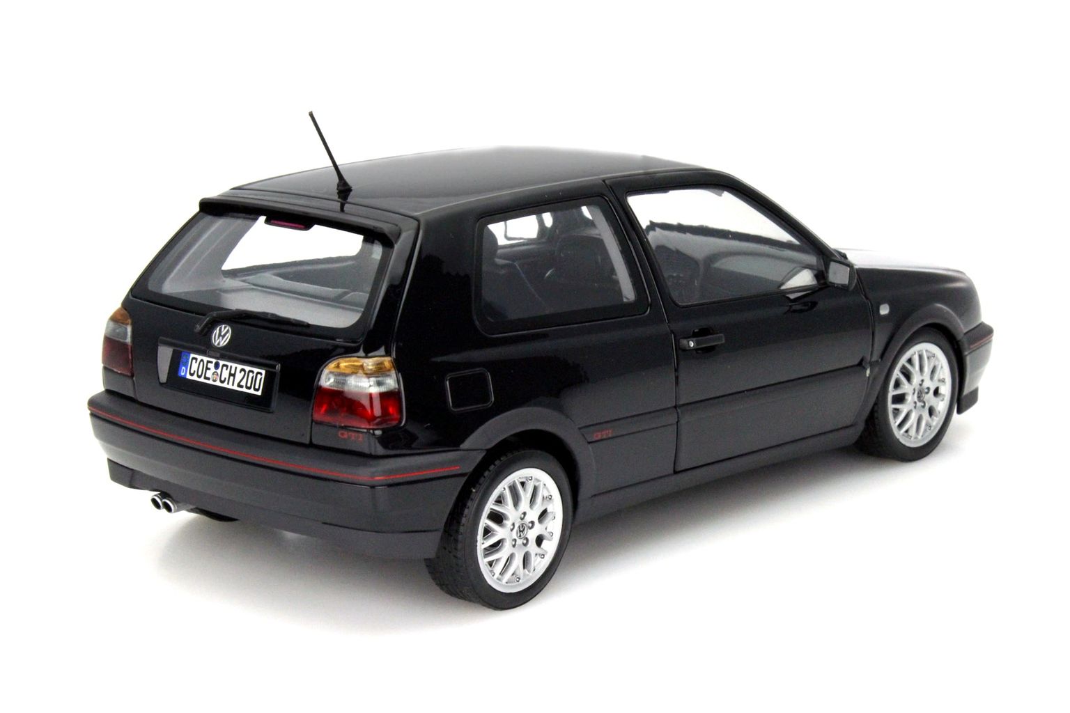 Volkswagen Golf GTI 1996 black 1:18 Norev