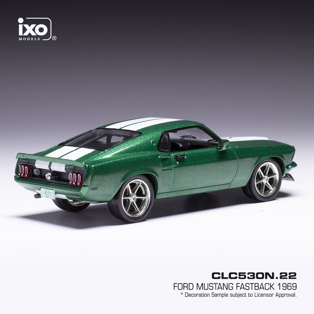 Ford Mustang Fastback 1969 green metallic 1:43 Ixo Models