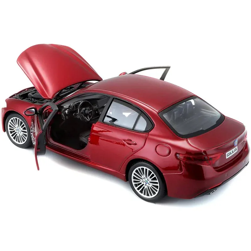 Alfa Romeo Giulia red 1:24 Bburago