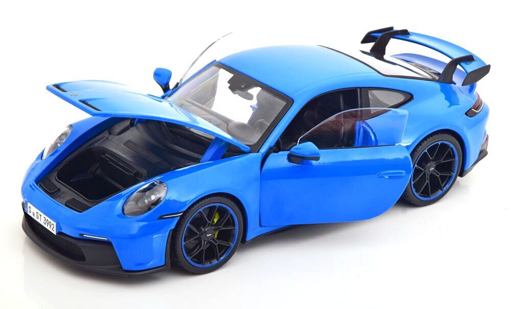 Porsche 911 GT3 2022 blue 1:18 Maisto