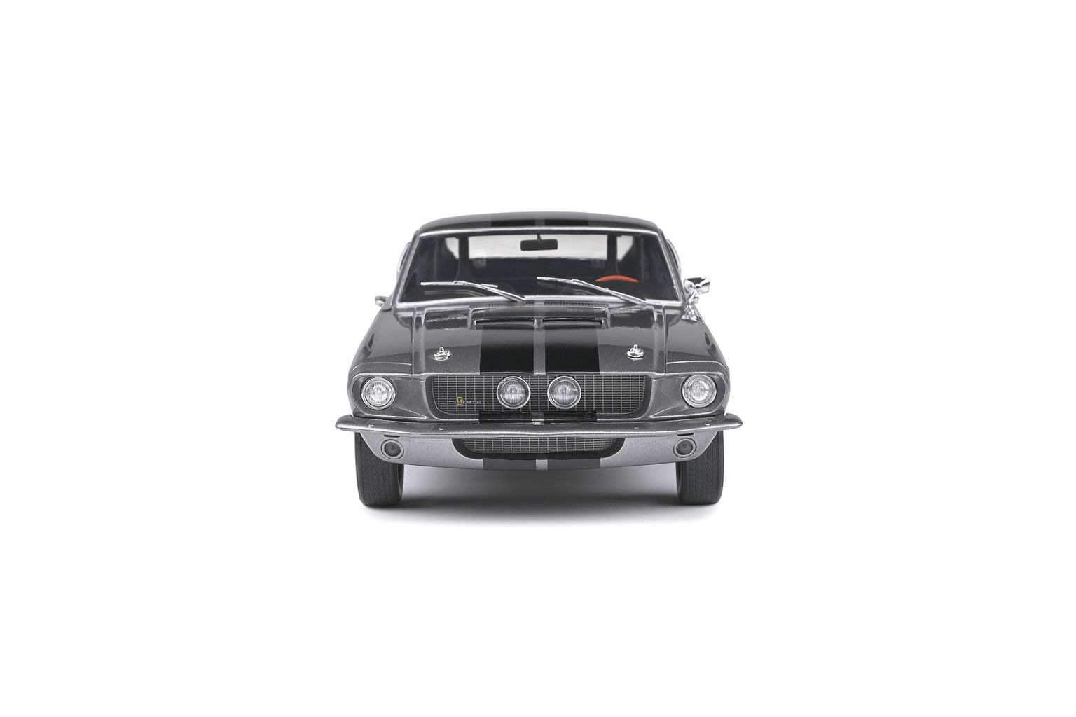 Shelby Mustang GT500 1967 grey/black stripes 1:18 Solido