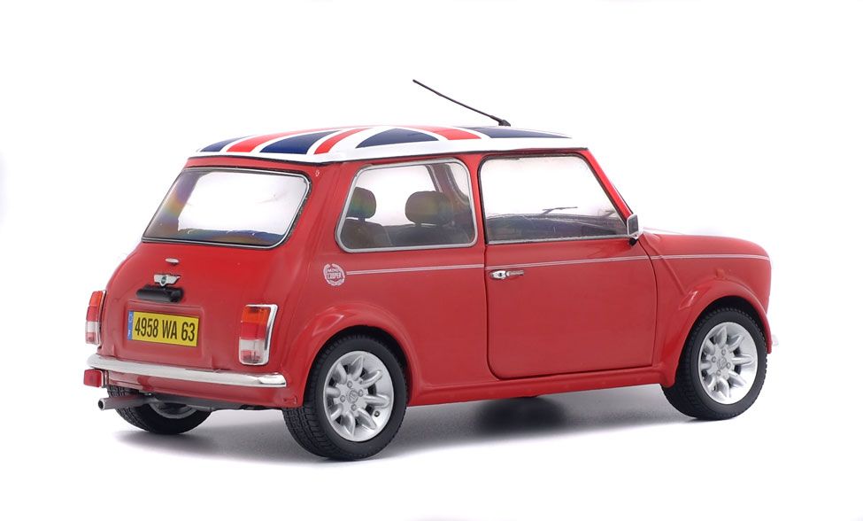 Mini Cooper Sport 1997 red 1:18 Solido