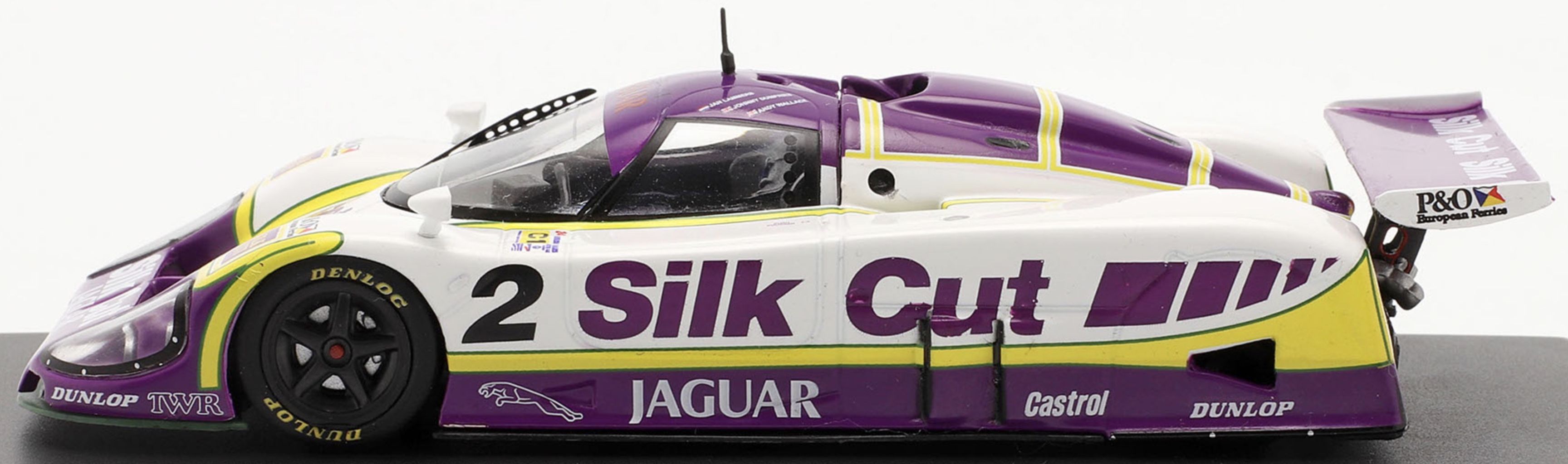 Jaguar XJR-9 7.0L V12 Team Tom Walkinshaw Racing #2 Dumfries/Lammers/Wallace Winner 24H Le Mans 1988 1:43 Ixo Models