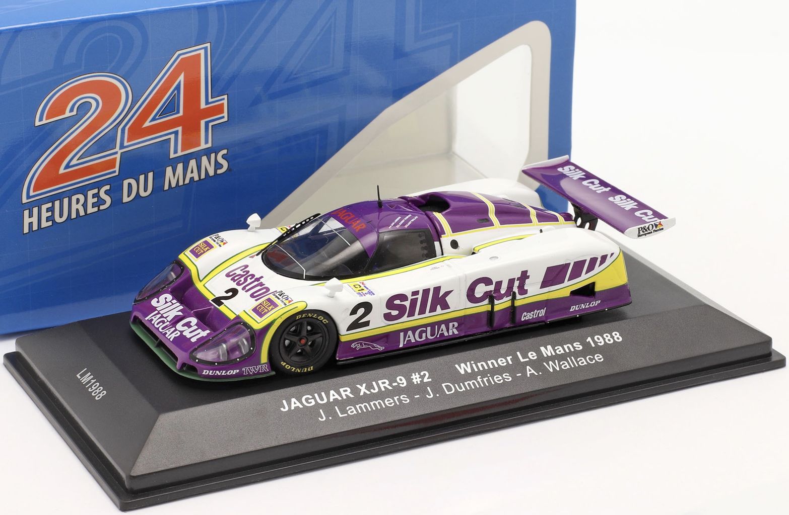 Jaguar XJR-9 7.0L V12 Team Tom Walkinshaw Racing #2 Dumfries/Lammers/Wallace Winner 24H Le Mans 1988 1:43 Ixo Models