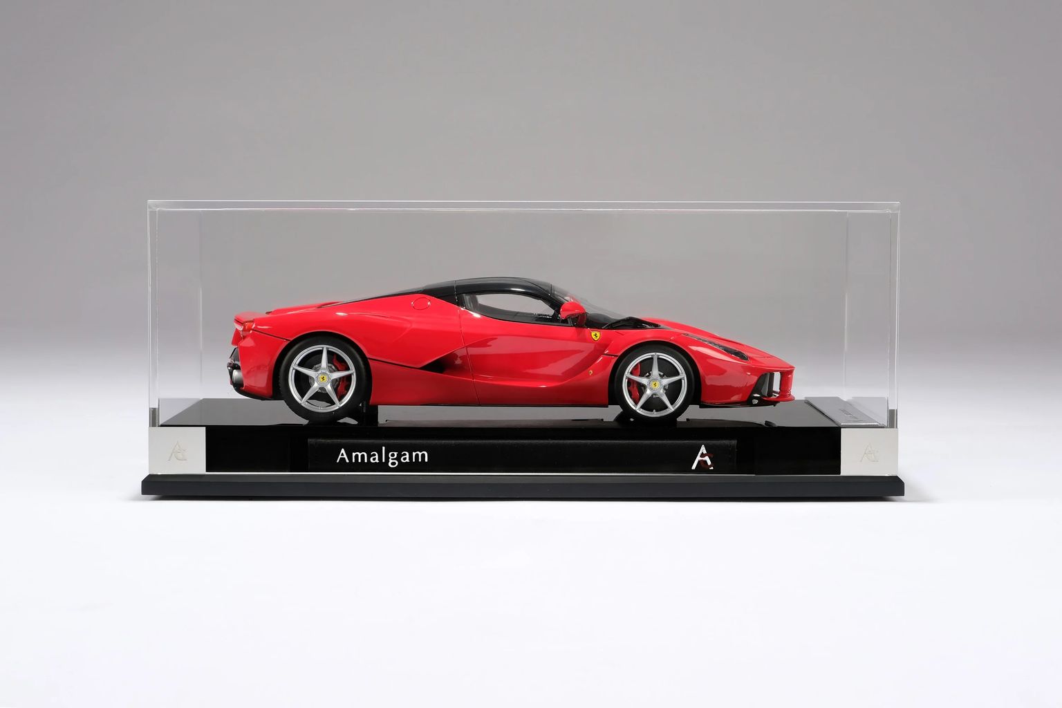 Ferrari LaFerrari 2013 red 1:18 Amalgam
