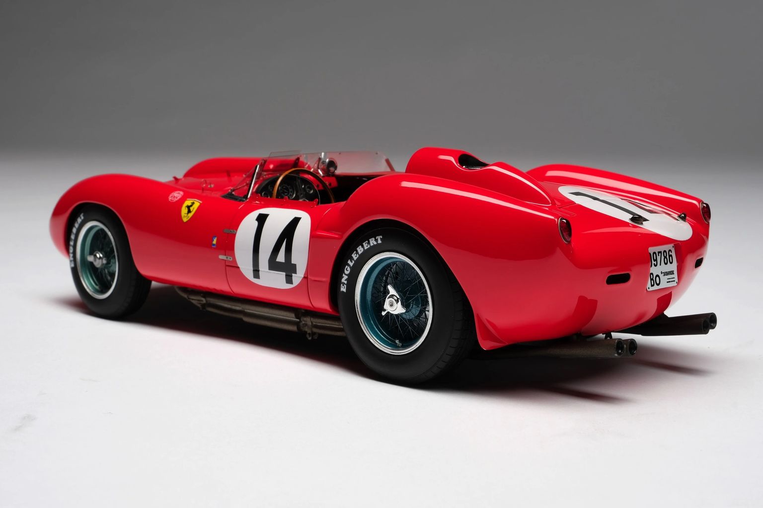 Ferrari 250 TR #14 Olivier Gendebien/Phil Hill Winner 24h Le Mans 1958 1:18 Amalgam