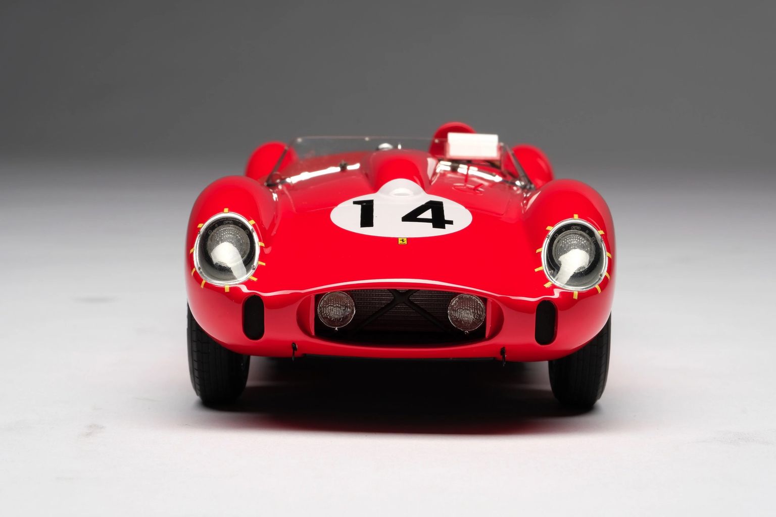 Ferrari 250 TR #14 Olivier Gendebien/Phil Hill Winner 24h Le Mans 1958 1:18 Amalgam