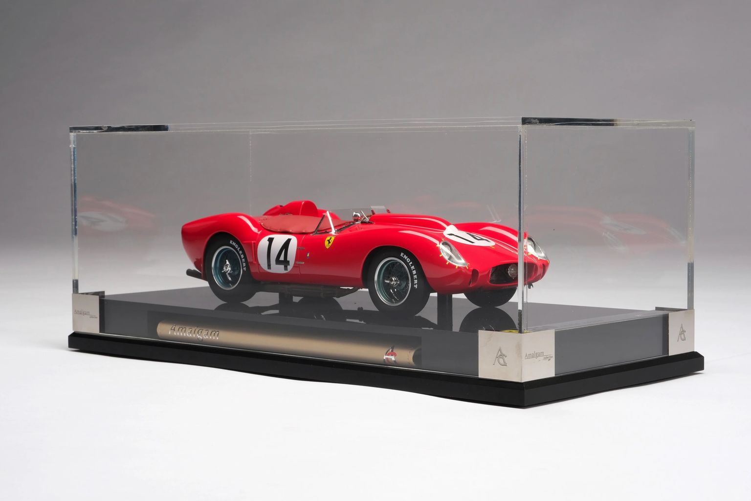 Ferrari 250 TR #14 Olivier Gendebien/Phil Hill Winner 24h Le Mans 1958 1:18 Amalgam
