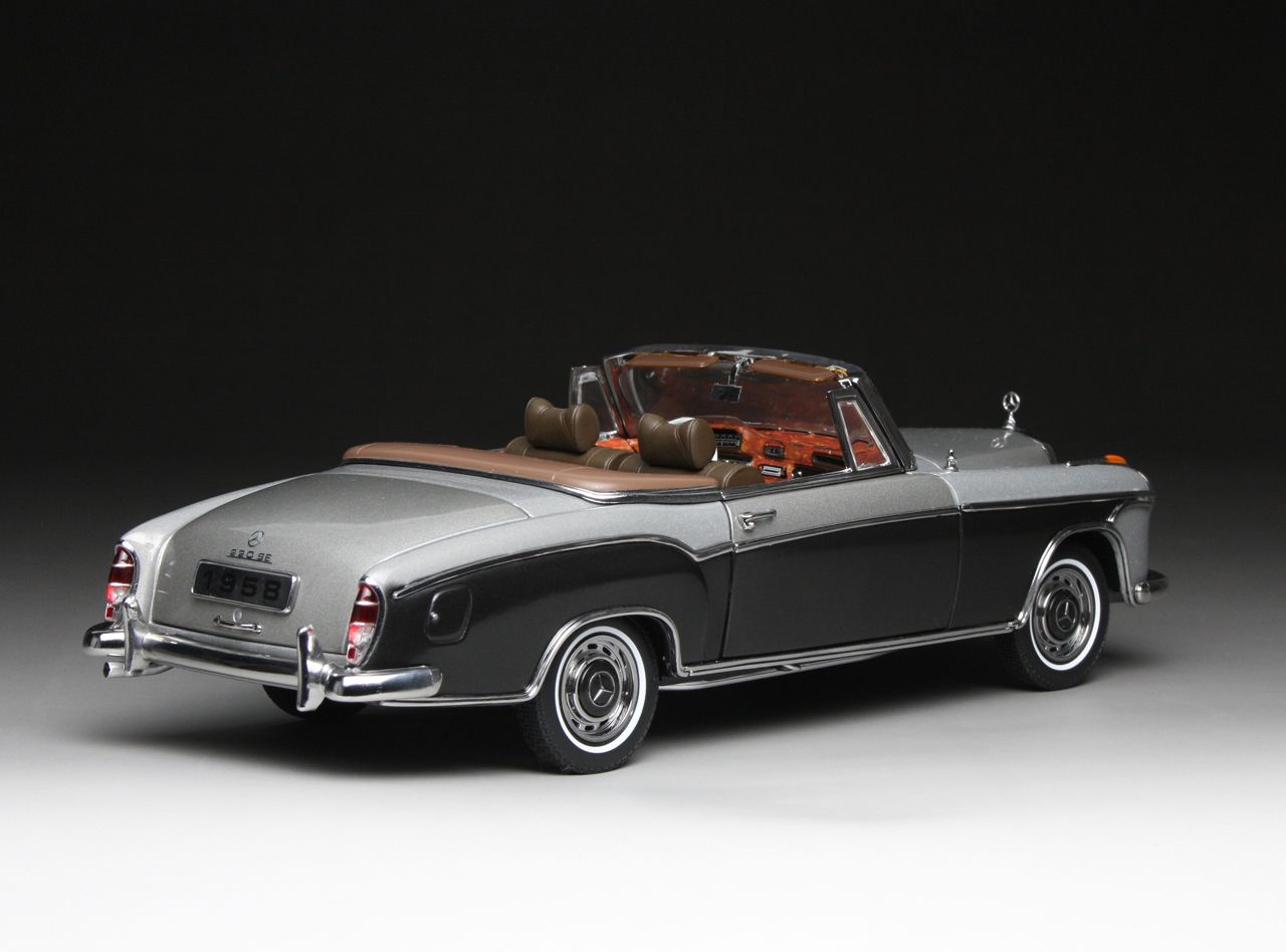 Mercedes-Benz 220 SE Cabriolet W128 1960 grey/dark grey 1:18 Sun Star