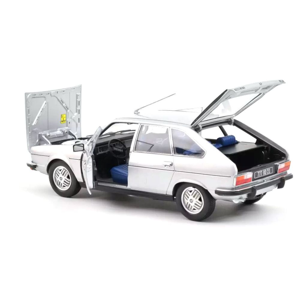 Renault 30 TX 1979 silver 1:18 Norev