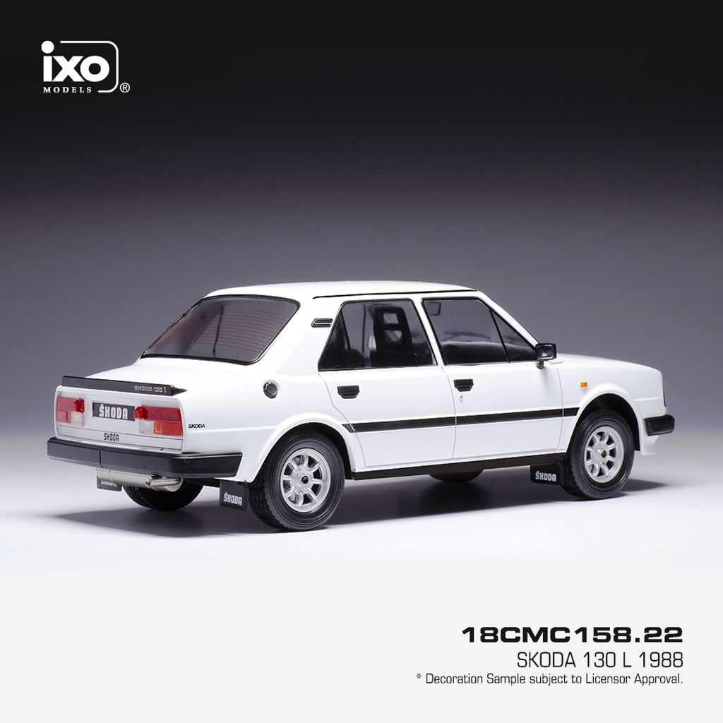 Škoda 130 L 1988 white 1:18 Ixo Models