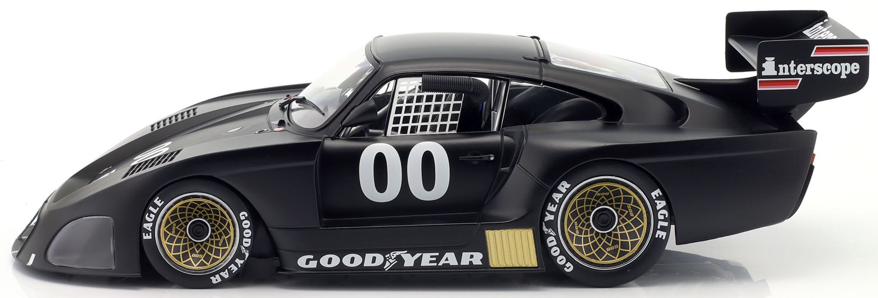 Porsche 935K4 #00 Ongais/Field Interscope Racing IMSA 1981 1:18 Werk83