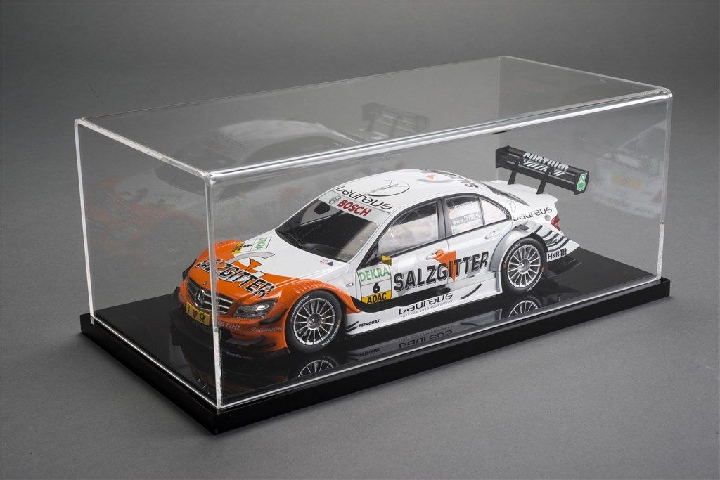 Detroit Deluxe vitrine 1:18 Atlantic