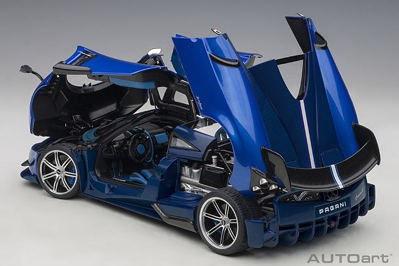 Pagani Huyara BC 2016 blue Francia/carbon 1:18 AUTOart
