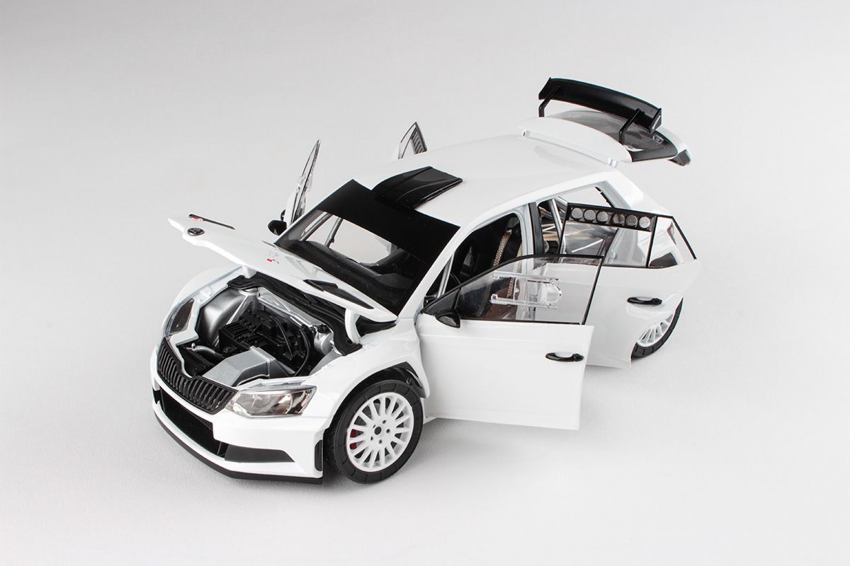 Škoda Fabia III R5 2015 bílá 1:18 Abrex