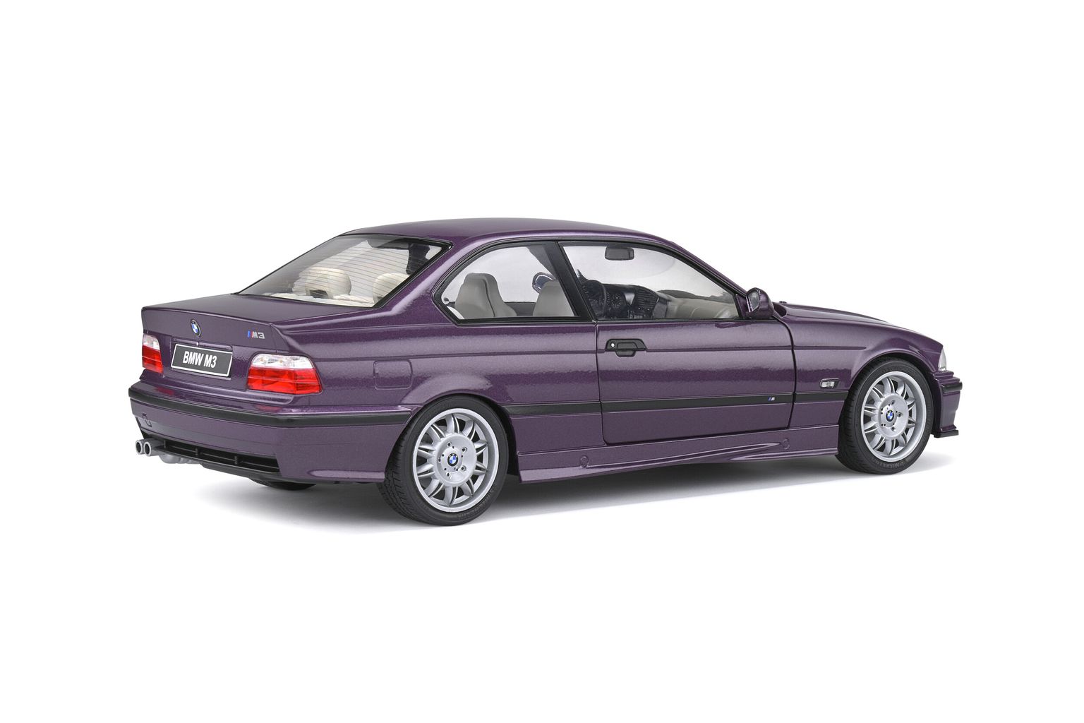 BMW M3 E36 Coupe 1990 violet 1:18 Solido