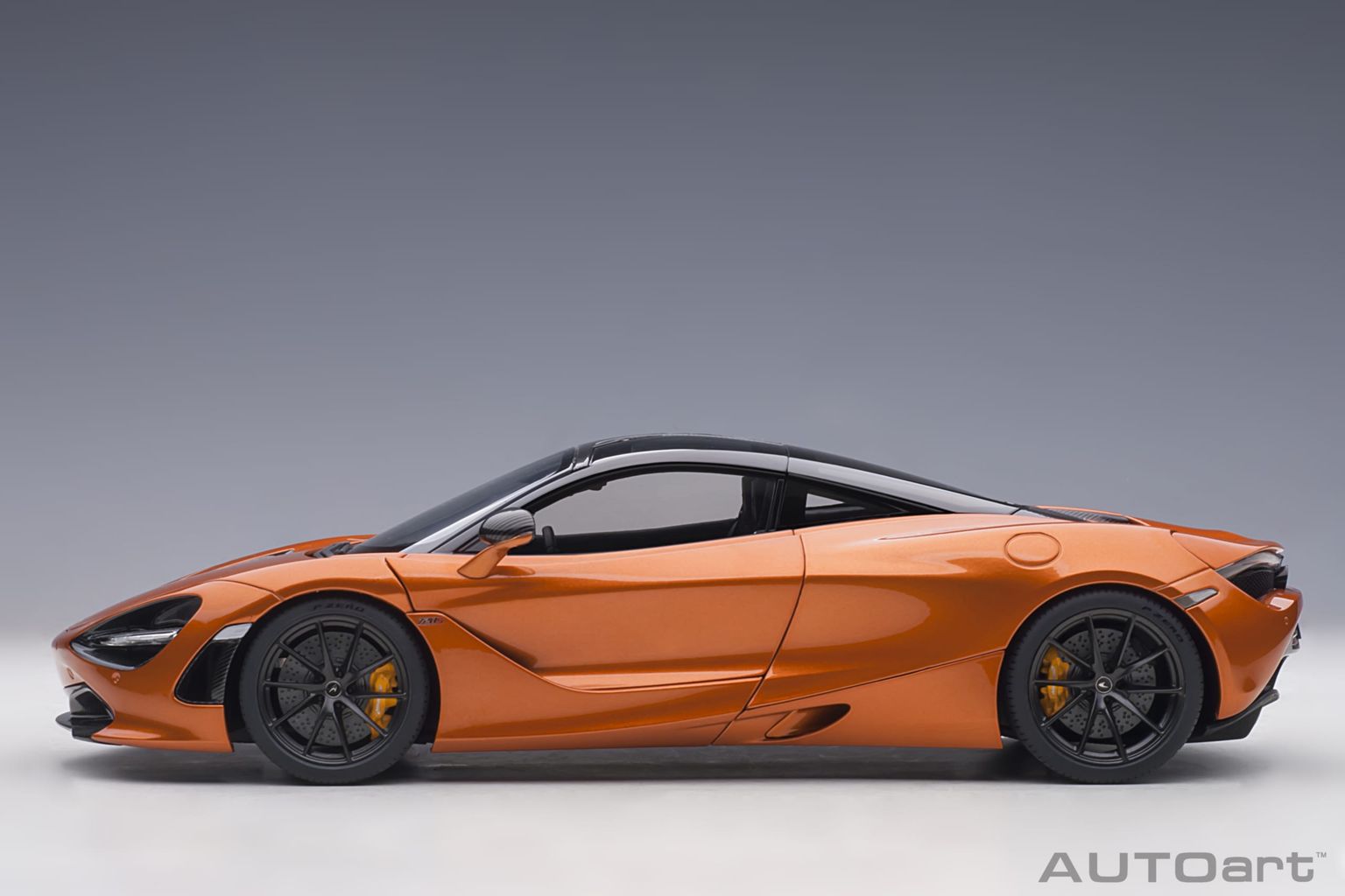 McLaren 720S 2017 azores orange 1:18 AUTOart