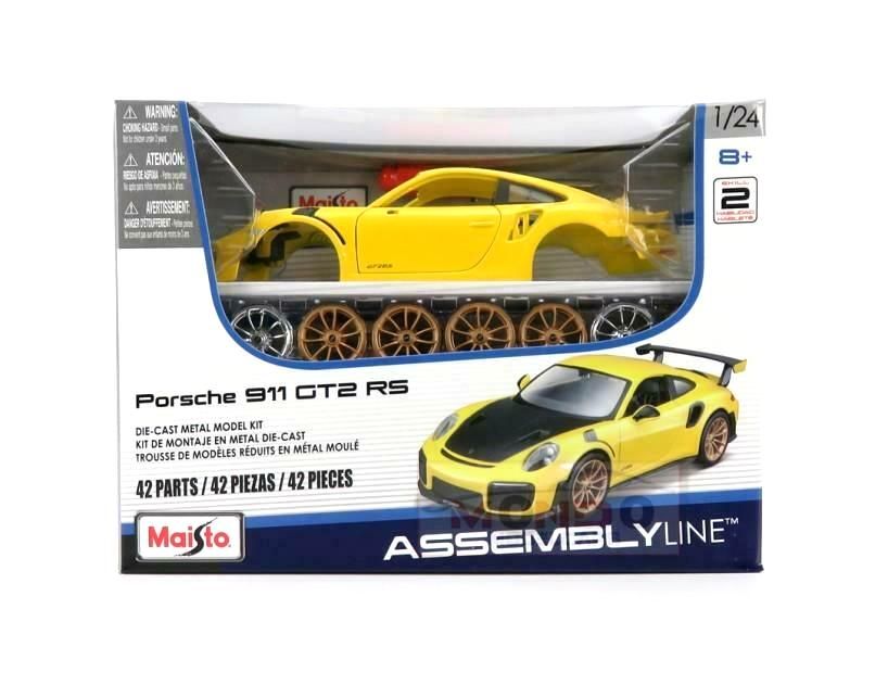 Porsche 911 (991.2) GT2 RS 2018 "KIT" yellow 1:24 Maisto