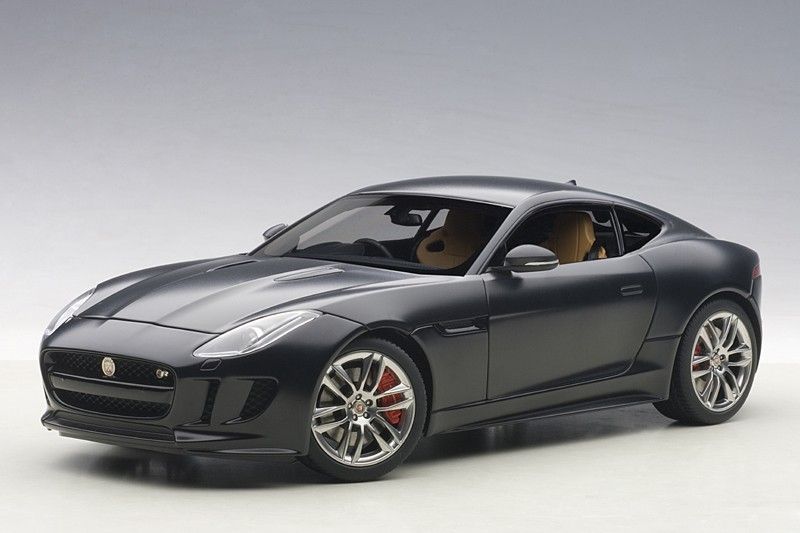 Jaguar F Type R Coupe 2015 matt black 1:18 AUTOart