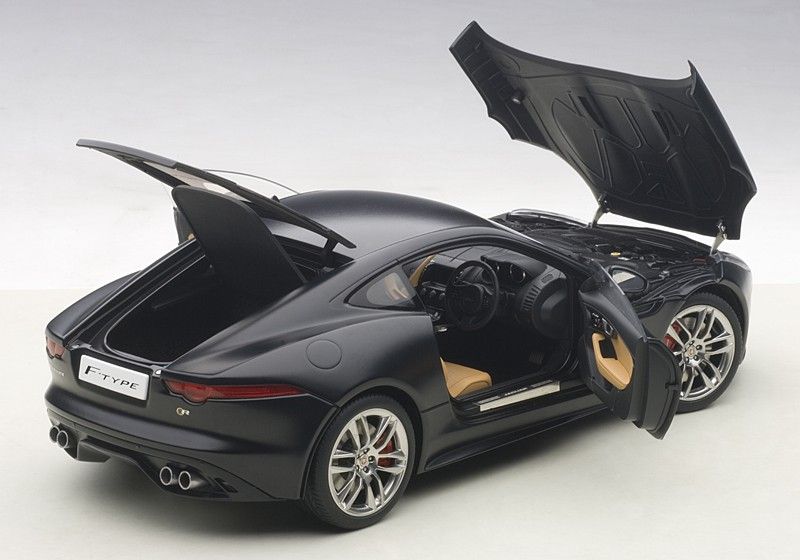 Jaguar F Type R Coupe 2015 matt black 1:18 AUTOart