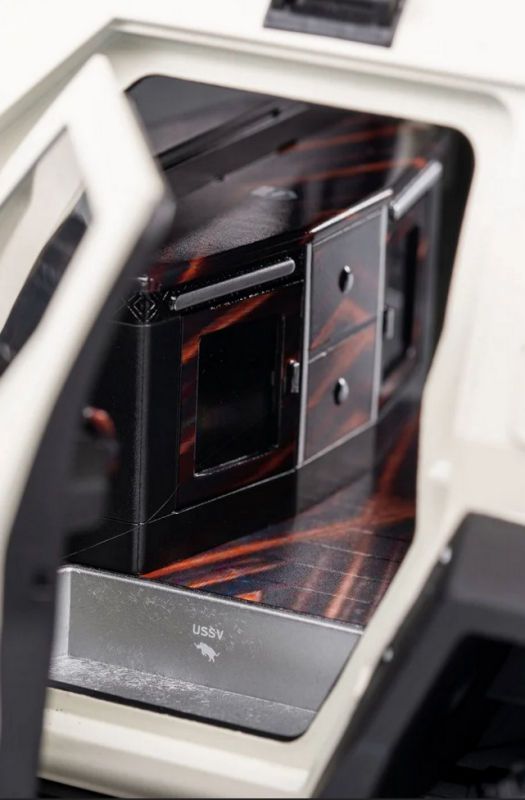 USSV G-Patton GX SUV 2018 white 1:18 NZG