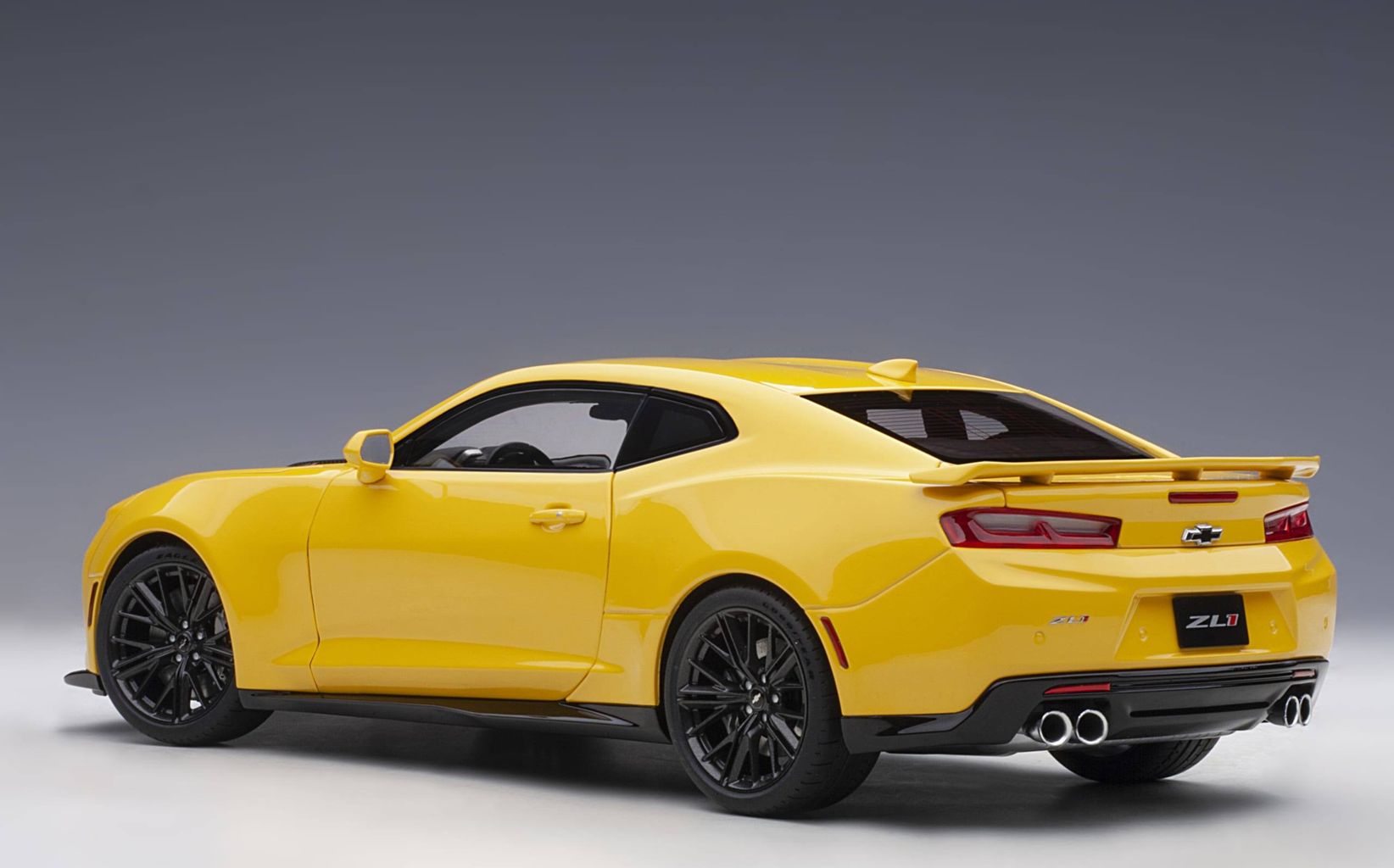 Chevrolet Camaro ZL1 Coupe 2017 bright yellow 1:18 AUTOart