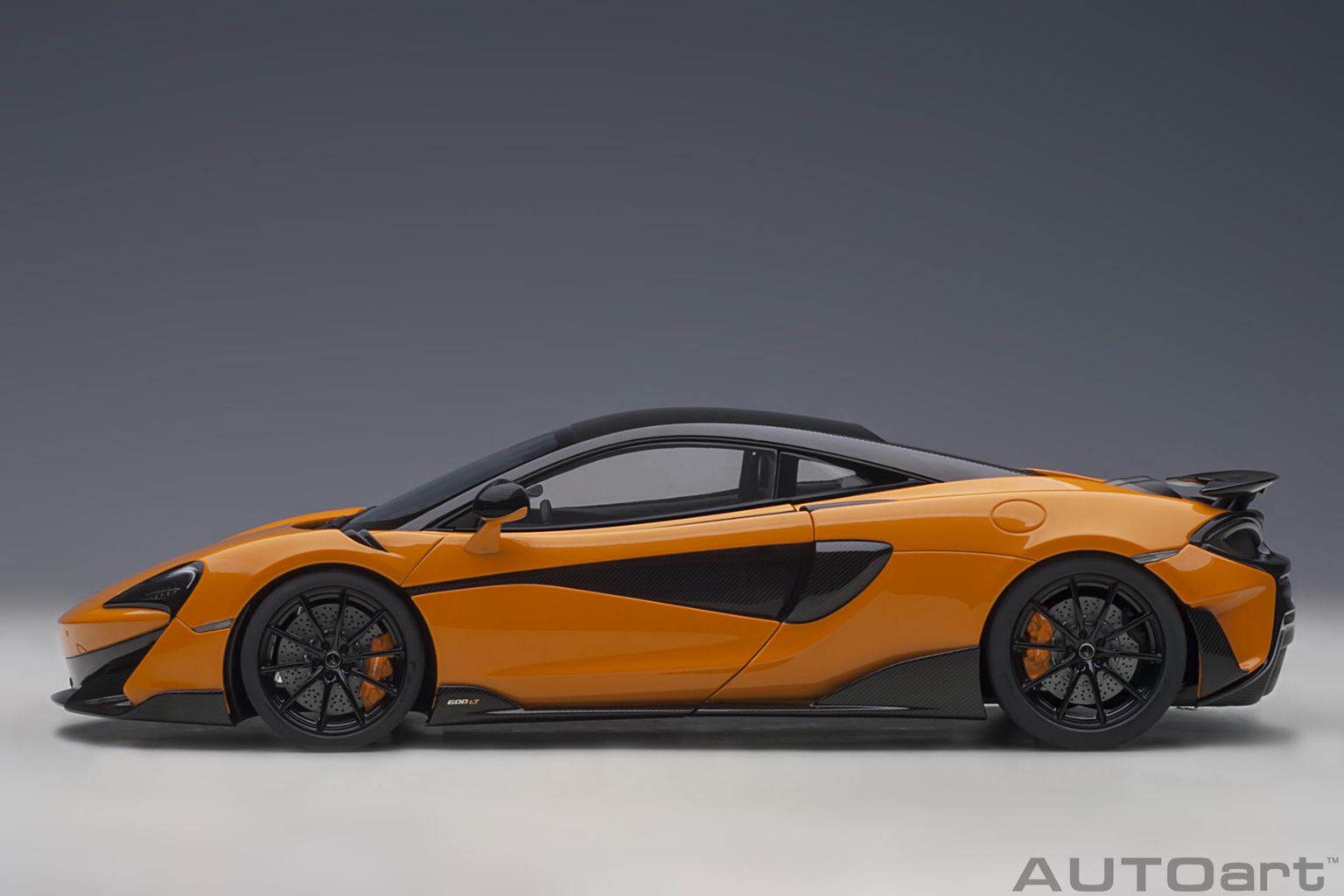 McLaren 600LT 2019 myan orange 1:18 AUTOart