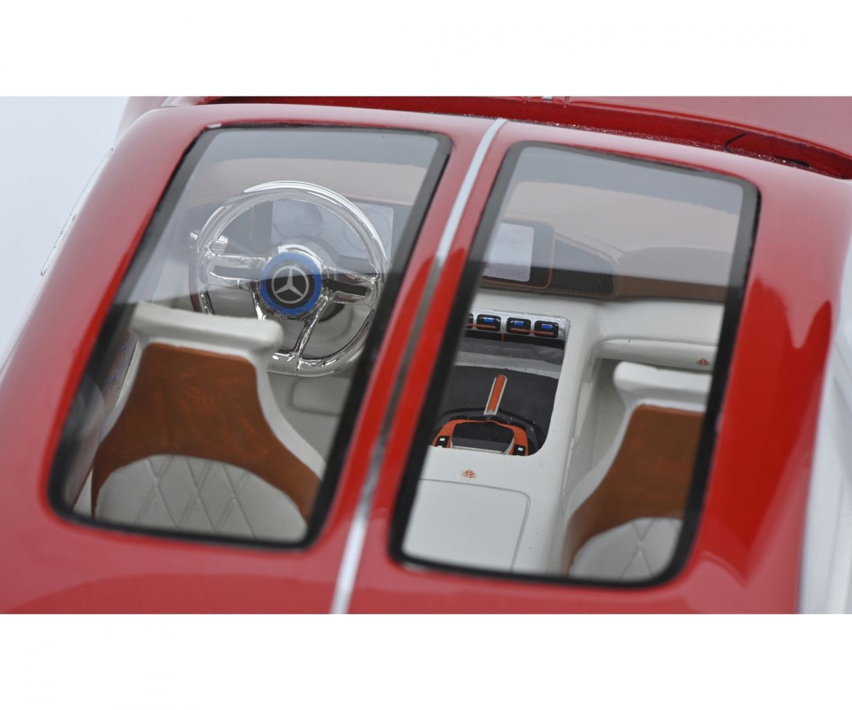 Mercedes-Maybach Vision Ultimate Luxury 1:18 Schuco