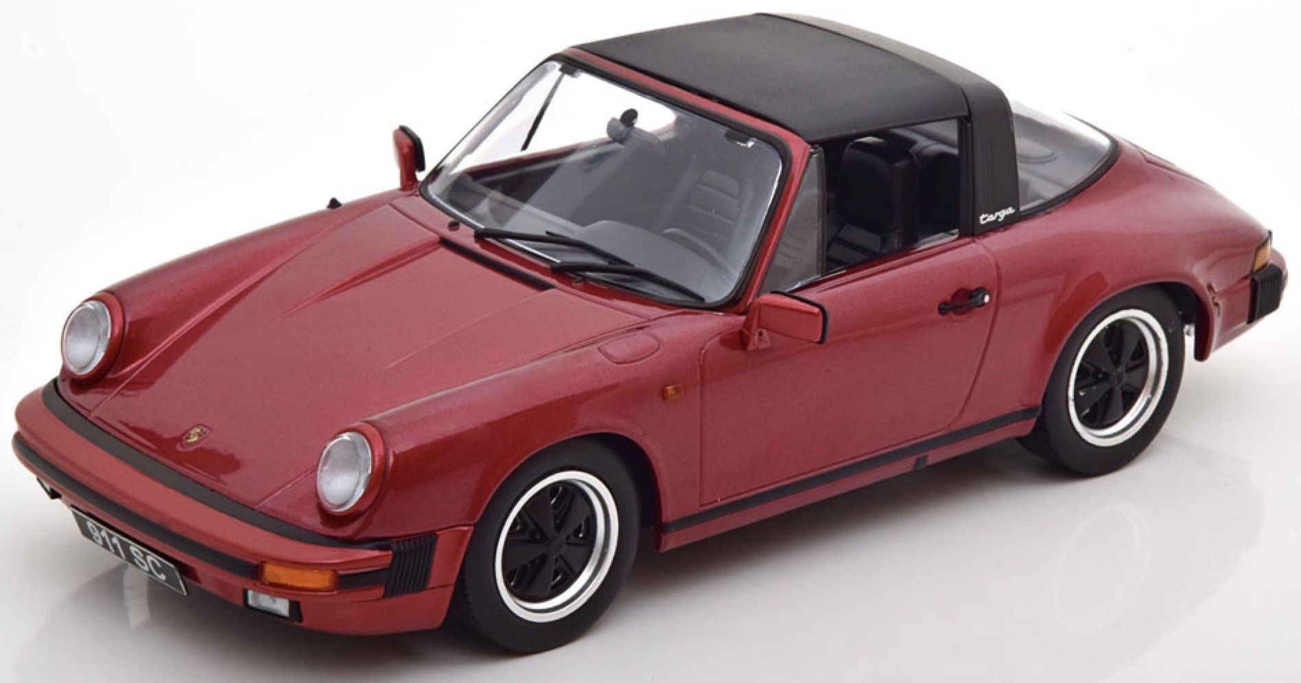 Porsche 911 SC Targa 1983 with Extra Hard Top red metallic 1:18 KK Scale