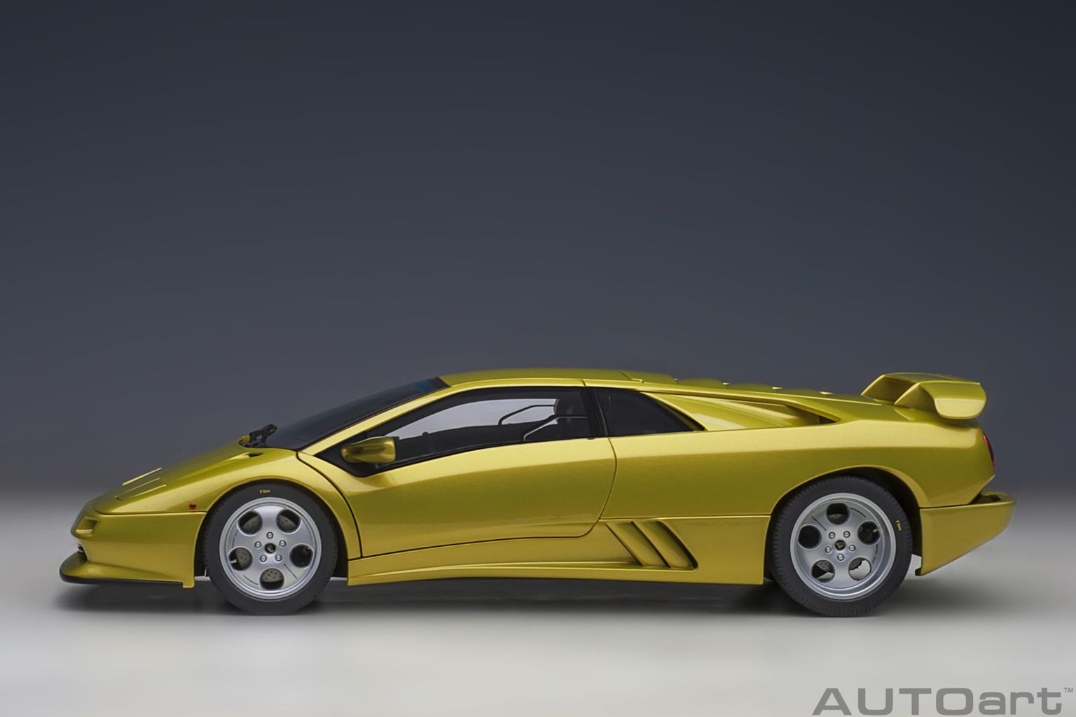 Lamborghini Diablo SE30 1993 giallo spyder/metallic yellow 1:18 AUTOart