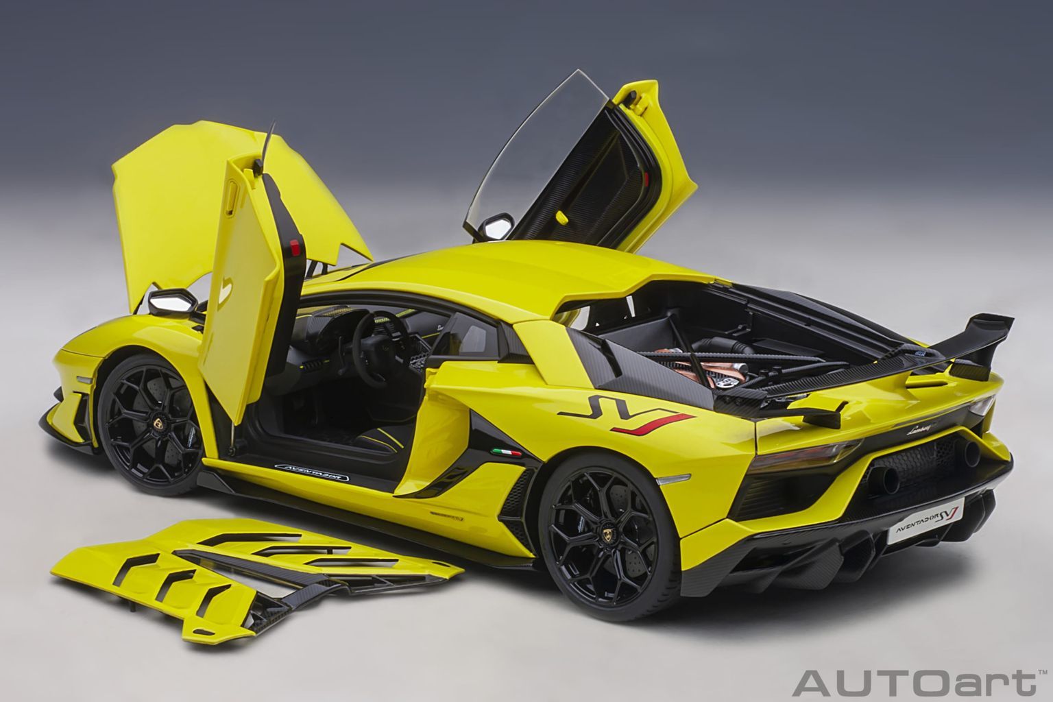 Lamborghini Aventador SVJ giallo tenerife 1:18 AUTOart