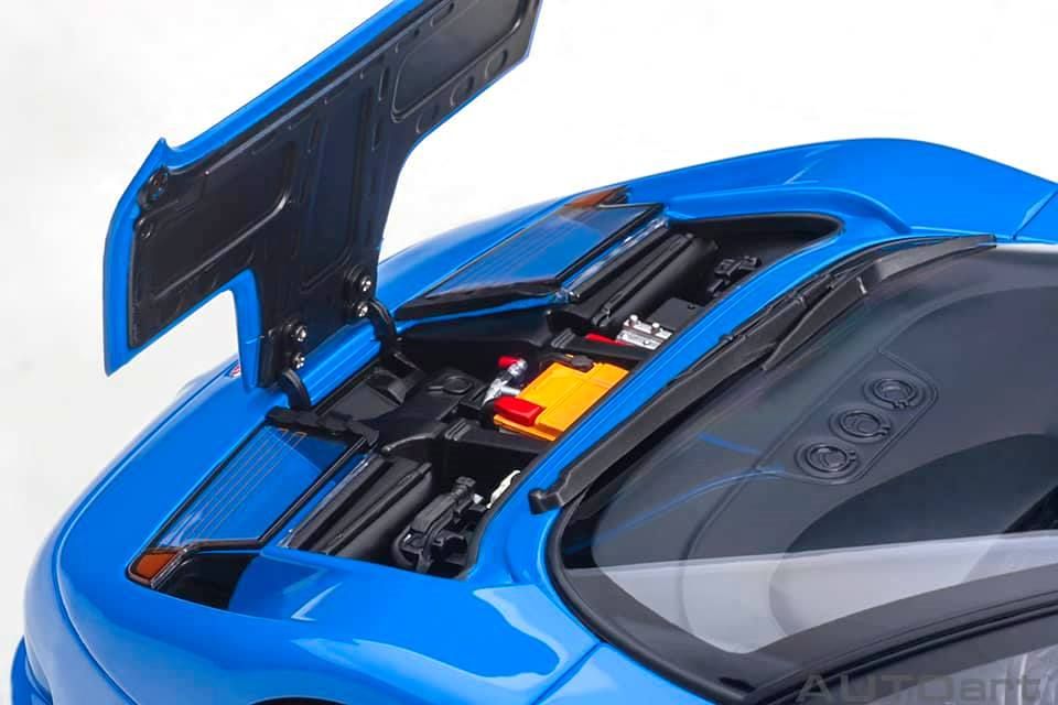 Bugatti EB 110 SS 1992 blue 1:18 AUTOart
