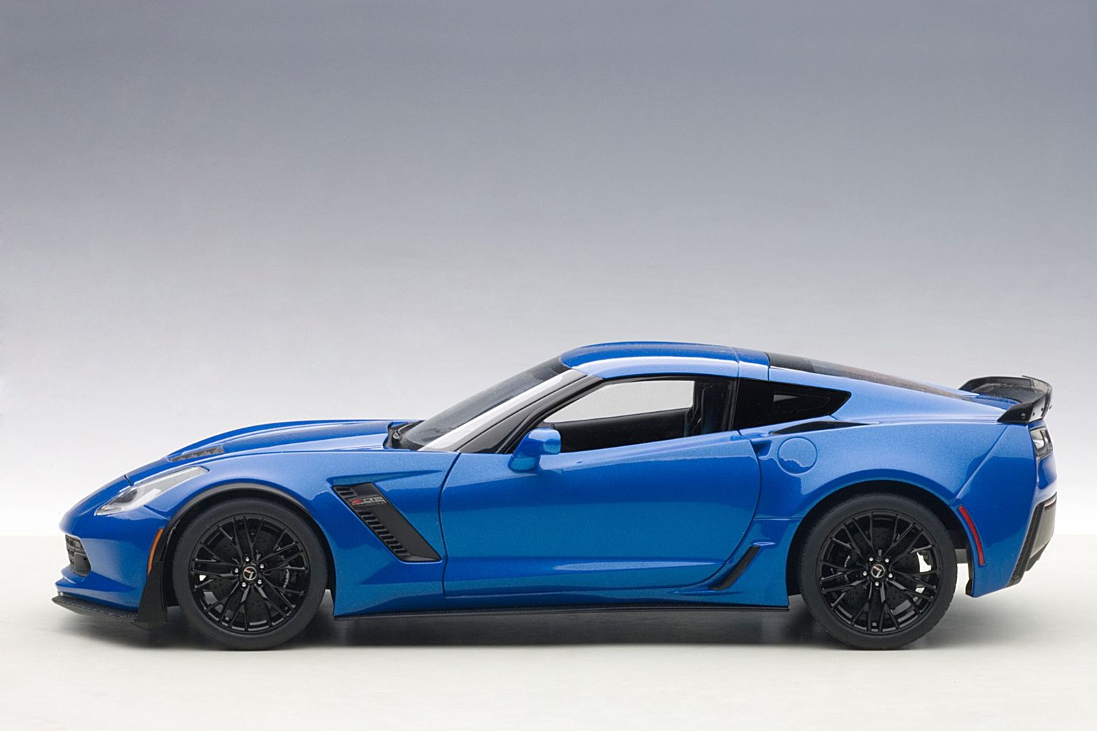 Chevrolet Corvette C7 Z06 2014 blue 1:18 AUTOart