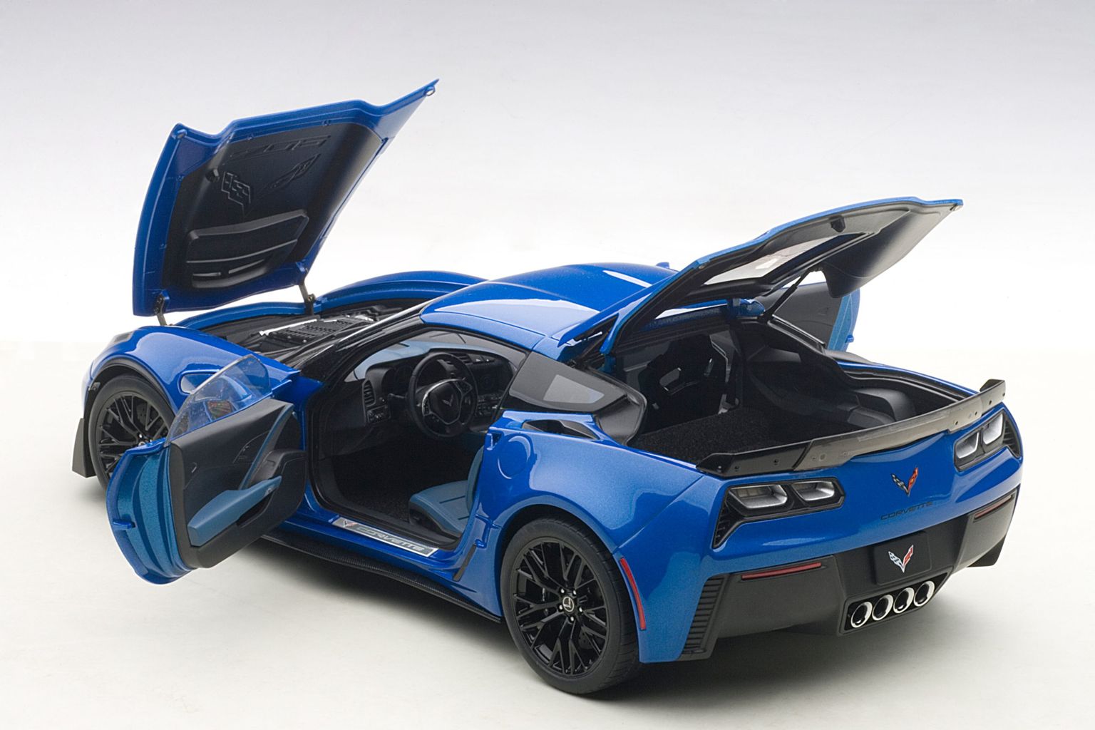 Chevrolet Corvette C7 Z06 2014 blue 1:18 AUTOart