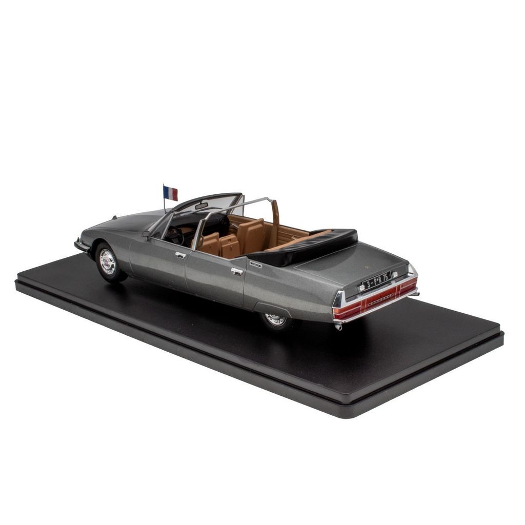 Citroen SM Presidentielle Cabriolet 1972 grey 1:24 Altaya