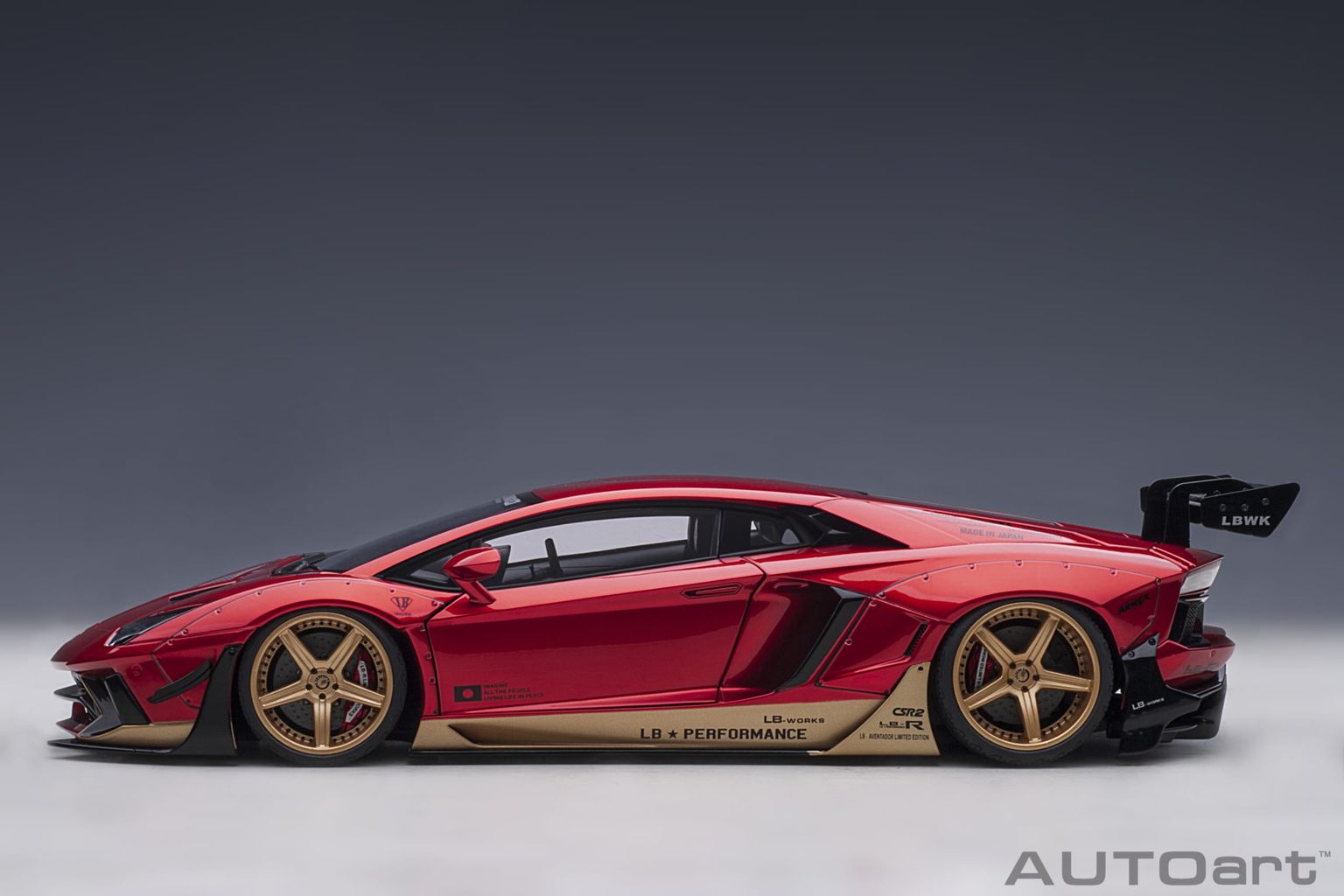 Lamborghini Aventador Liberty Walk 2018 hyper red/gold accents 1:18 AUTOart