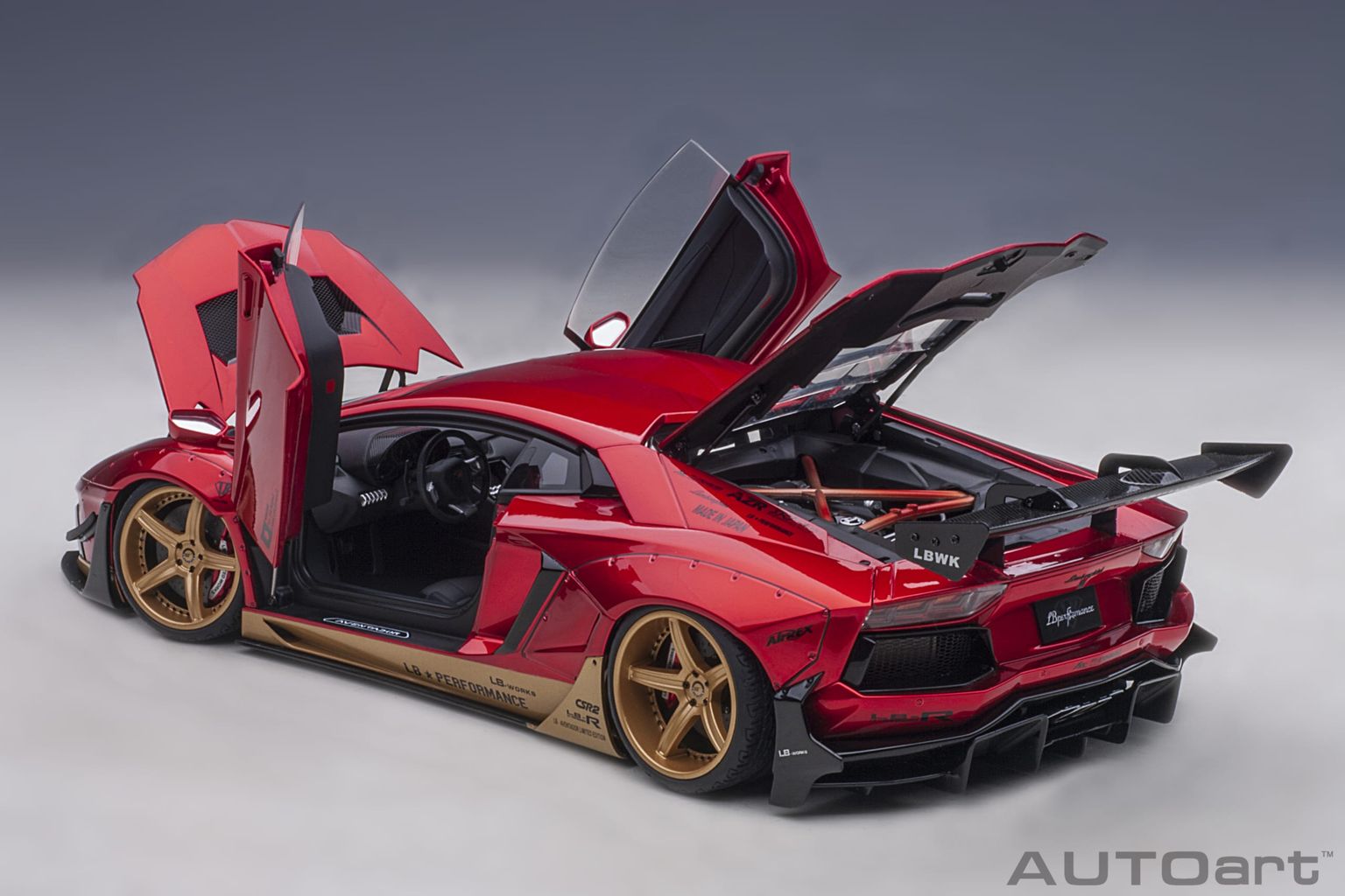Lamborghini Aventador Liberty Walk 2018 hyper red/gold accents 1:18 AUTOart