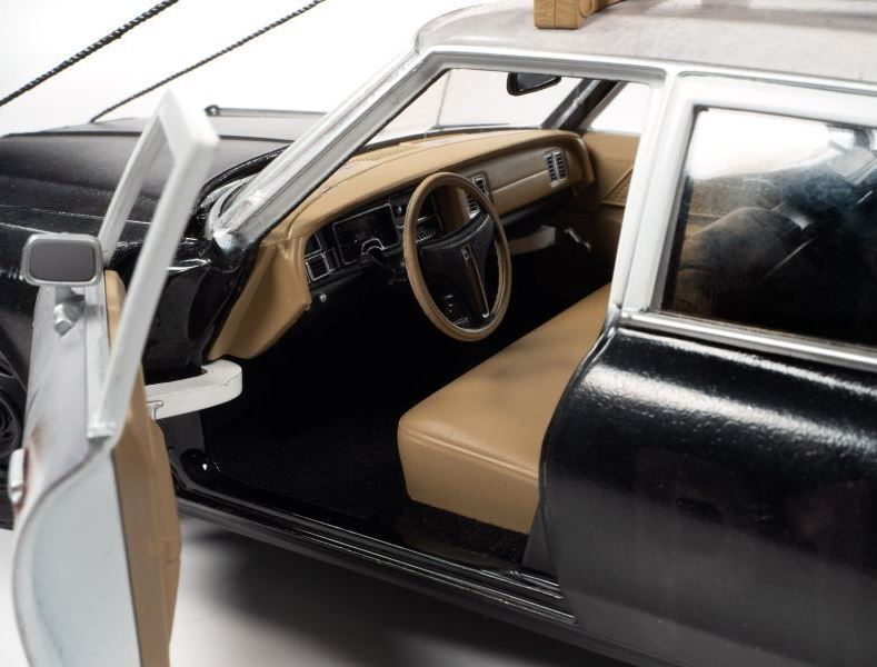 Dodge Monaco Police Pursuit *Blues Brothers* 1974 black/white 1:18 Auto World