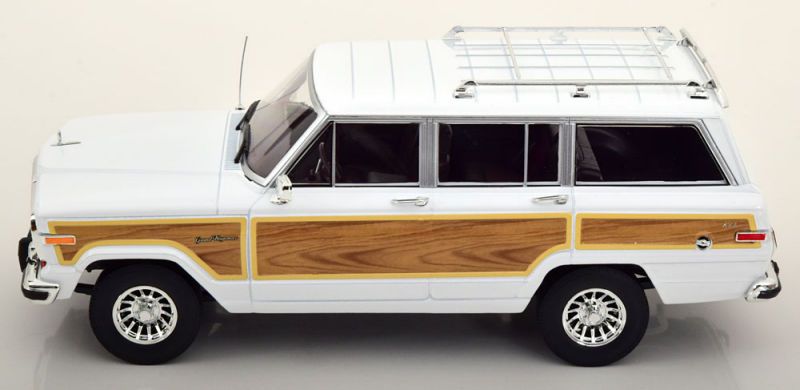 Jeep Grand Wagoneer 1989 white 1:18 KK Scale