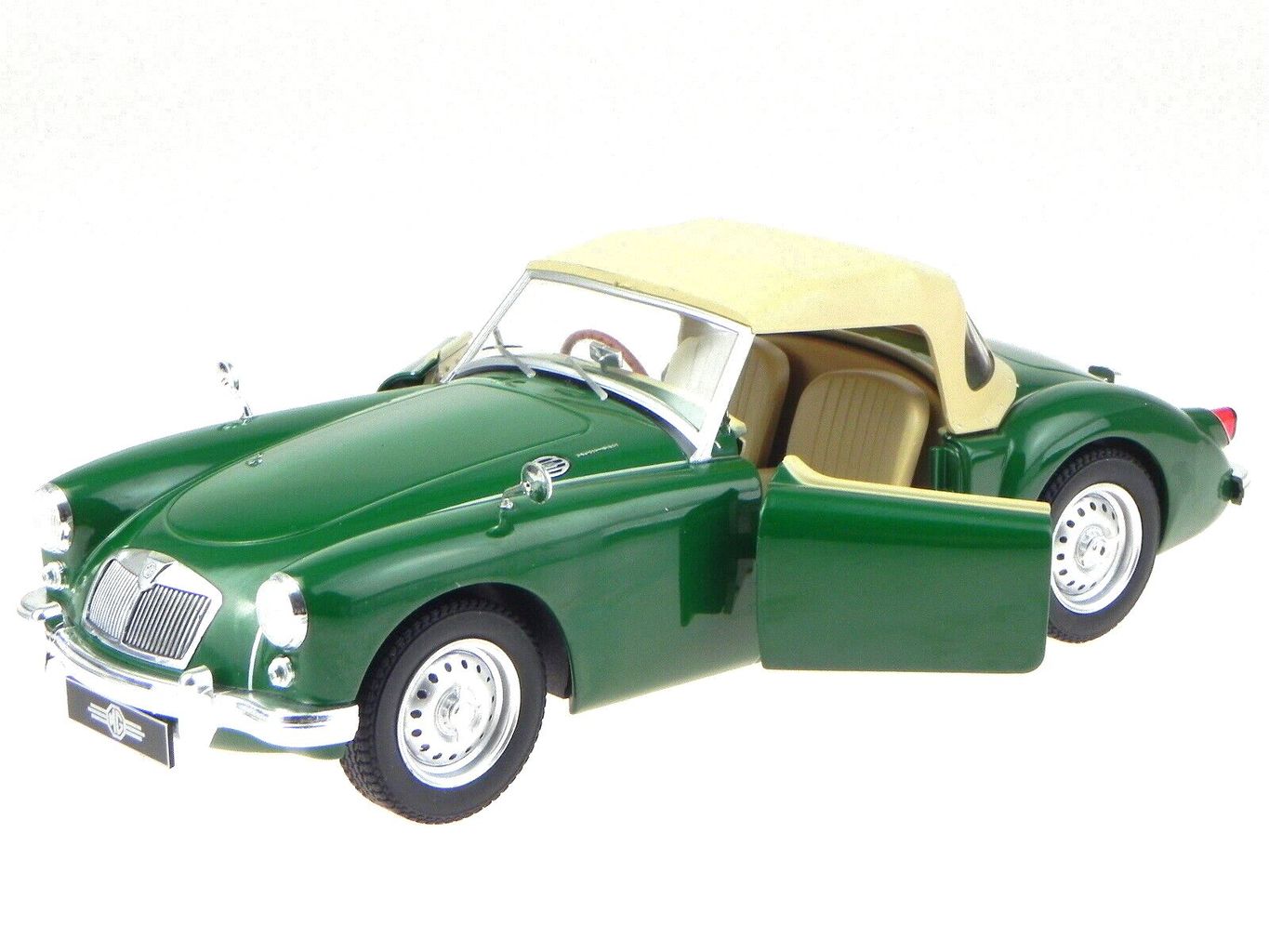 MGA MKI Twin Cam closed soft top & Dunlop peg drive wheels 1959 1:18 Triple9 Collection