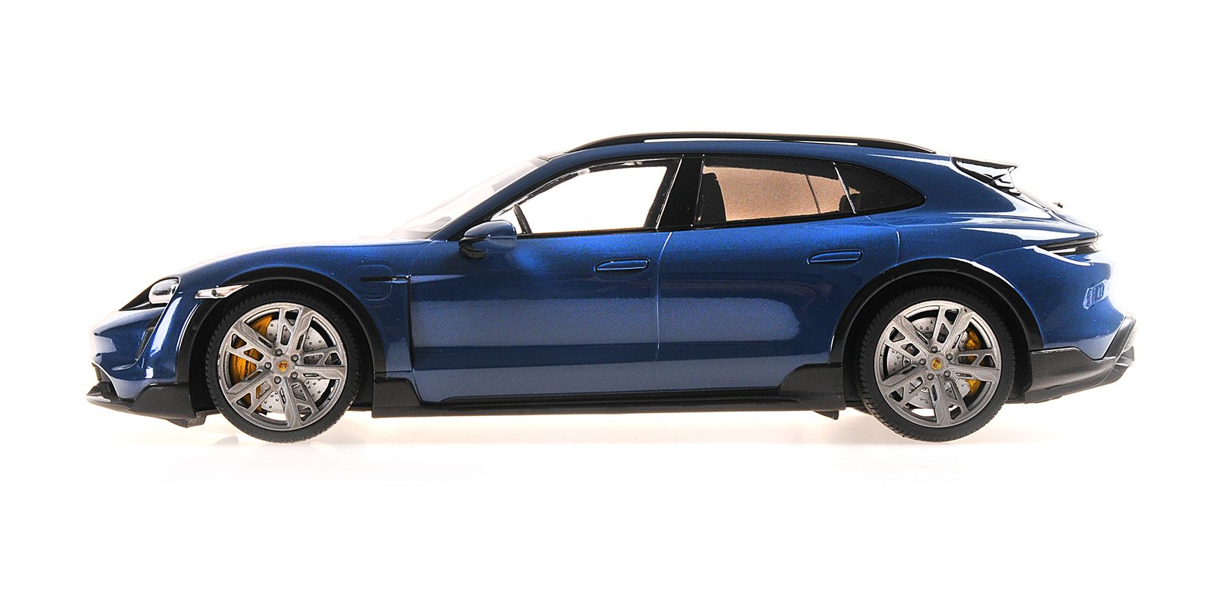 Porsche Taycan Cross Tourismo Turbo S 2021 blue metallic 1:18 Minichamps