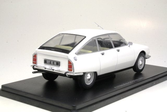 Citroen GS Berline 1970 white 1:24 Altaya