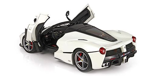 Ferrari LaFerrari Aperta bianco Italia 1:18 B.B.R.